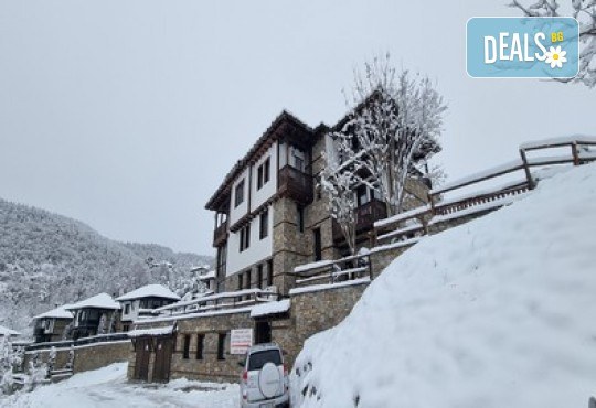 Лукс и уют в Лещен в Панорама Хаус! 1 Нощувка без изхранване, ползване на оборудвана механа, барбекю, билярд, тенис на маса, детски кът, безплатно за дете до 11.99 г. - Снимка 10