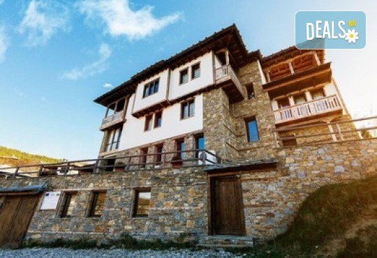 Лукс и уют в Лещен в Панорама Хаус! 1 Нощувка без изхранване, ползване на оборудвана механа, барбекю, билярд, тенис на маса, детски кът, безплатно за дете до 11.99 г. - Снимка 8