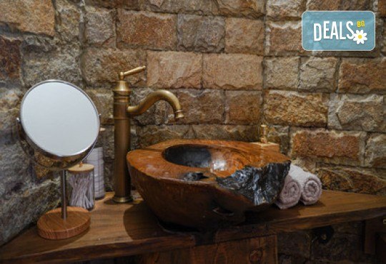 Релакс и романтика в Еко къща Землянка, с.Лещен! 1 Нощувка за двама в самостоятелна къща с хидромасажна вана, оборудвана кухня, барбекю, камина - Снимка 18