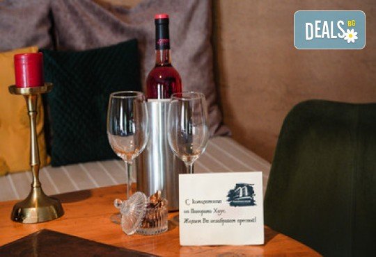 Релакс и романтика в Еко къща Землянка, с.Лещен! 1 Нощувка за двама в самостоятелна къща с хидромасажна вана, оборудвана кухня, барбекю, камина - Снимка 5