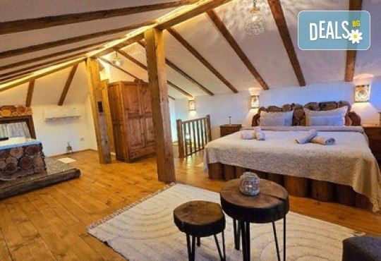 Лятна романтична ваканция и релакс във Вили Панорама, с.Лещен! 1 Нощувка за двама в самостоятелна вила с хидромасажна вана, собствен самостоятелен двор и отделен вход, оборудвана кухня, барбекю, камина - Снимка 17