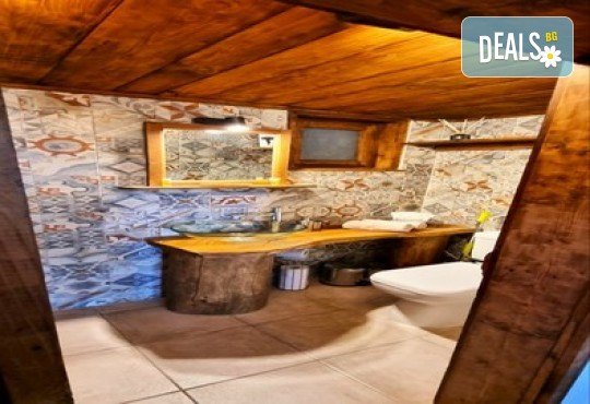 Лятна романтична ваканция и релакс във Вили Панорама, с.Лещен! 1 Нощувка за двама в самостоятелна вила с хидромасажна вана, собствен самостоятелен двор и отделен вход, оборудвана кухня, барбекю, камина - Снимка 27