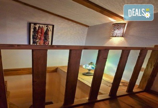 Лятна романтична ваканция и релакс във Вили Панорама, с.Лещен! 1 Нощувка за двама в самостоятелна вила с хидромасажна вана, собствен самостоятелен двор и отделен вход, оборудвана кухня, барбекю, камина - Снимка 29