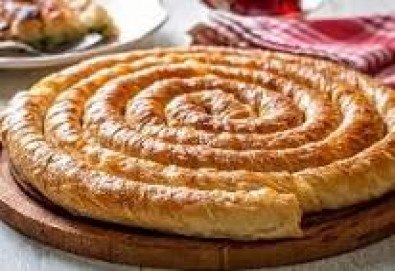 Еднодневна екскурзия за Фестивал на баницата в Бела Паланка и посещение на  Пирот, транспорт и водач от Комфорт Травел - Снимка