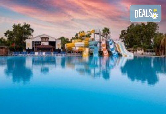 Ultra All Inclusive почивка в Кушадъса с транспорт от Варна и Бургас: 7 нощувки в Asteria Family Resort Side 5*, безплатно за дете до 11.99г и транспорт от Ню Сън Травел - Снимка 2