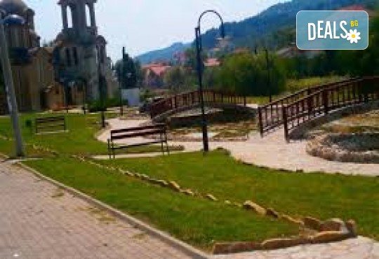 Екскурзия и шопинг за 1 ден до Делчево с посещение на комплекс Panorama Aqua Club, посещение на градския пазар, водач и транспорт от Роял Холидейз - Снимка 6