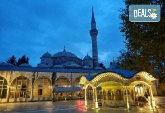 Еднодневна екскурзия до Лозенград – пазар, шопинг и турски изкушения с водач и транспорт от ТА Поход - Снимка 3