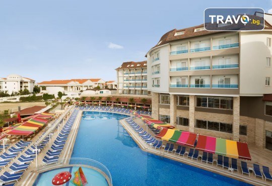 Лято 2026 в Турция! 7 нощувки на база All Inclusive в хотел Ramada Resort By Wyndham Side 4*, басейни, водни пързалки, детски клуб и транспорт от Belprego Travel - Снимка 2
