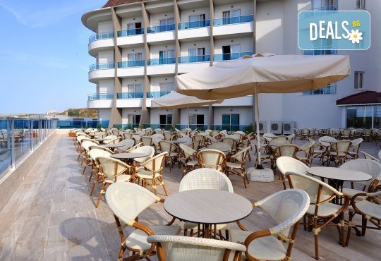 Лято 2026 в Турция! 7 нощувки на база All Inclusive в хотел Ramada Resort By Wyndham Side 4*, басейни, водни пързалки, детски клуб и транспорт от Belprego Travel - Снимка 17