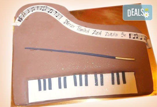 За музиканти! Торта за DJ, музиканти, певци, художници и артисти от Сладкарница Джорджо Джани - Снимка 20