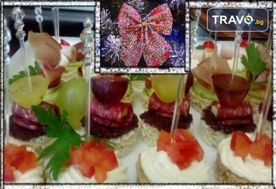Сет Голямо Парти! 420 бр. сладки и солени коктейлни хапки в 14 плата, аранжирани за директно сервиране от Деличи кетъринг - Снимка 4