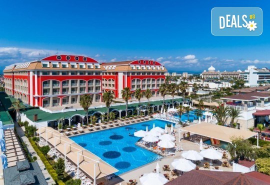 Нова година 2027 в Orange County Resort Hotel Belek5*, Белек, Анталия! 4 нощувки на база All Inclusive, безплатно за 1 дете до 11.99 г. и транспорт от Belprego Travel - Снимка 2