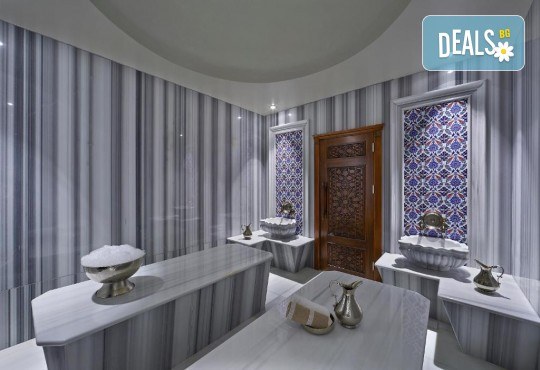 Нова година в Истанбул! 3 нощувки в хотел URANUS ISTANBUL TOPKAPI HOTEL 5*, закуски и посещение на Одрин от Дениз Травел - Снимка 11