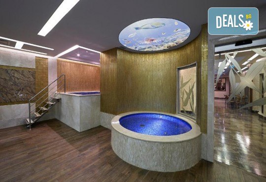 Нова година в Истанбул! 3 нощувки в хотел URANUS ISTANBUL TOPKAPI HOTEL 5*, закуски и посещение на Одрин от Дениз Травел - Снимка 14