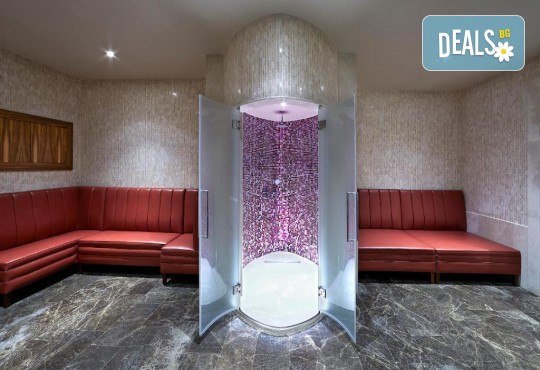 Нова година в Истанбул! 3 нощувки в хотел URANUS ISTANBUL TOPKAPI HOTEL 5*, закуски и посещение на Одрин от Дениз Травел - Снимка 12