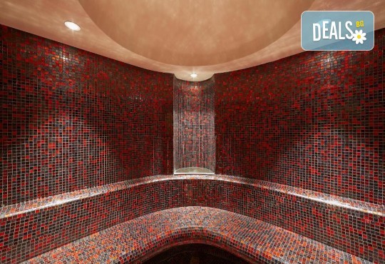 Нова година в Истанбул! 3 нощувки в хотел URANUS ISTANBUL TOPKAPI HOTEL 5*, закуски и посещение на Одрин от Дениз Травел - Снимка 13
