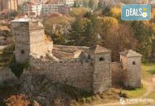 Нова Година в Ниш, Сърбия! 3 нощувки в хотел RILEMEN 2*, закуски, Празнична вечеря, жива музика и напитки, от Рикотур - Снимка 3