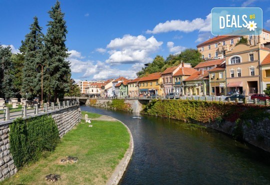 Уикенд в Княжевец, Етно село Липа! 1 нощувка,закуска, обяд, вечеря с напитки, жива музика, от Рикотур - Снимка 3