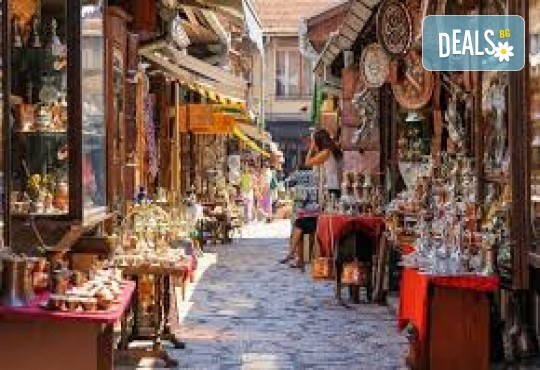Открийте очарованието на Босна-Сараево, Мостар-среща с история, култура и красота! 2 нощувки, закуски и транспорт от Роял Холидейз - Снимка 7