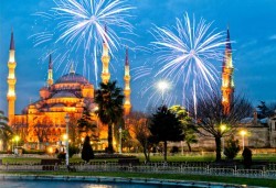 Посрещнете Нова година в Истанбул, хотел  LUXURY ISTANBUL GONEN HOTEL 5*! 3 нощувки със закуски, Празнична вечеря с участие на сръбската звезда Dragan Kojic KEBA и транспорт от Комфорт Травел - Снимка