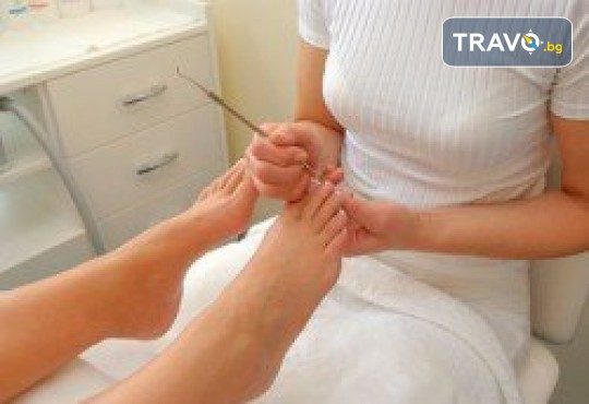 Медицински педикюр и консултация със специалист в Студио за красота Bellisima - Снимка 2