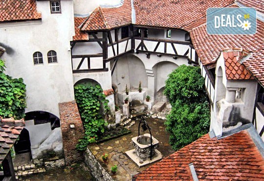 Уикенд екскурзия в Румъния - Букурещ, Синая, Бран, Брашов с Дениз Травел! 2 нощувки със закуски в хотел 2/3 * в Синая, програма и транспорт! - Снимка 3