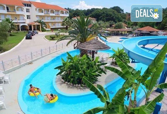 Септемврийски празници на Йонийското крайбрежие! 5 нощувки, закуски, вечери в Канали Бийч 3* и автобусен транспорт - Снимка 7