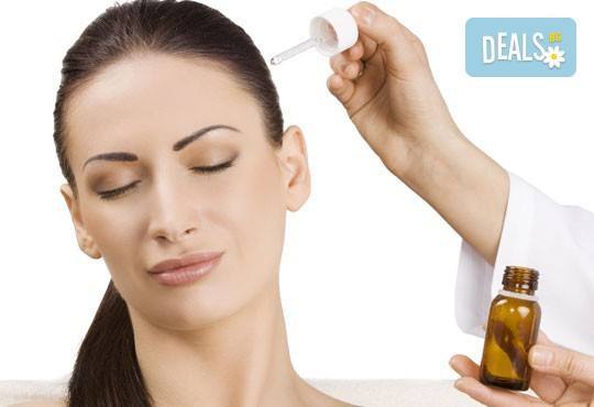 Поглезете се в салон за красота Аморе с термо терапия за коса, кератинова ампула, измиване, маска и бонус: плитка! - Снимка 2