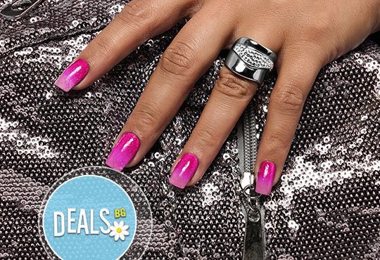 Маникюр с гел лак SNB или термо гел лак по избор и бонус: включено сваляне на стария гел в студио за красота Дани, Варна - Снимка 3
