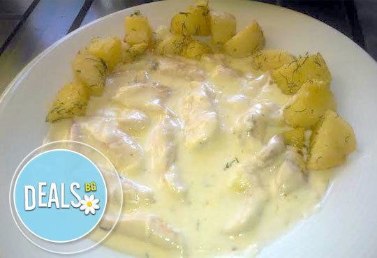 За ценителите на френската кухня! ДВЕ порции Пиле Рокфор с букет сирена в Италински ресторант Balito - Снимка 1