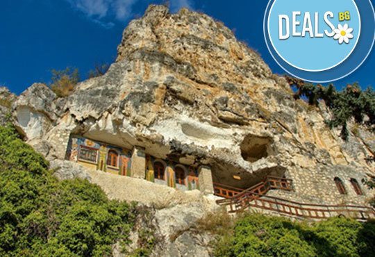 Посетете ''Малкия Париж'' - Букурещ, Румъния, през октомври! 1 нощувка и закуска в хотел 3*/4*, транспорт и екскурзовод! - Снимка 5