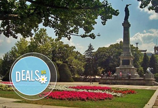 Посетете ''Малкия Париж'' - Букурещ, Румъния, през октомври! 1 нощувка и закуска в хотел 3*/4*, транспорт и екскурзовод! - Снимка 6