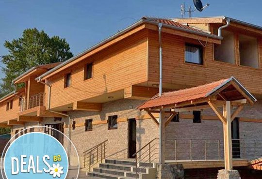 Отпразнувайте идването на 2016г. в Аlfa 3*, Ягодина, Сърбия! 3 нощувки със закуски, обяди и вечери, транспорт! - Снимка 1