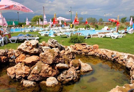 Есенна почивка в комплекс Пири 3*, с. Баня! 1/2 или повече нощувки и закуски, ползване на СПА, безплатно за дете до 4г. - Снимка 2