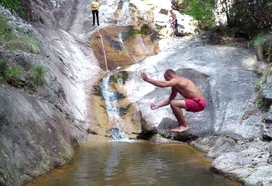 Екстремен ден в района на гр. Клисура през октомври: бънджи скок, Via Ferrata, алпийски тролей и каньонинг от Ax! Sports - Снимка 5
