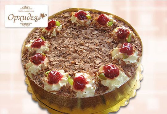 За сладки емоции! Торта Шварцвалд с черешово бренди, сладки череши и белгийски шоколад от Сладкарница Орхидея - Снимка 2