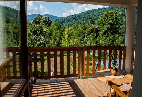 Златна есен в къща за гости Почивка 3*, с. Черни осъм! 1 нощувка за двама, за до 4-ма в апартамент или наем на цялата къща! - Снимка 4