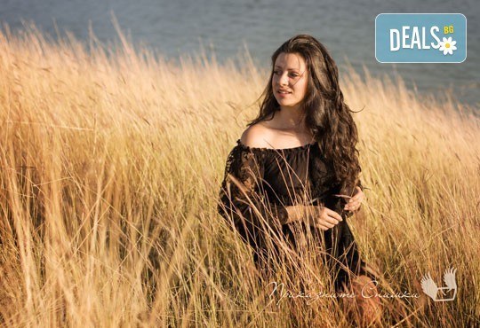 Фотосесия за възрастни - индивидуална или за двойки с 12 обработени кадъра, Приказните снимки - Снимка 1