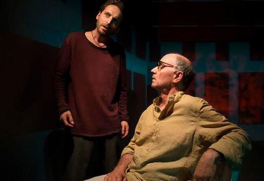 Last minute! Гледайте Георги Кадурин в постановката Червено на 16.10, петък, от 19:30ч в Театър 199 ! - Снимка 2