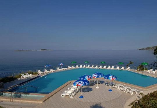 Нова година в Дубровник, Хърватия! 4 нощувки, 4 закуски и 3 вечери, празнична програма и посещение на Плитвички езера! - Снимка 7