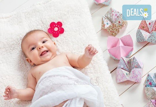 Детска, бебешка или семейна фотосесия в студио с 12 обработени кадъра от Приказните снимки! - Снимка 9