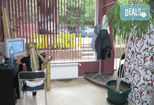 Кичури с фолио с Loreal Matrix, измиване, маска или ампула и прическа в салон Стилист Капанов, Стрелбище! - Снимка 4