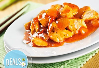 Пиле по китайски - голяма семейна порция! Панирано пиле в сладко кисел сос и ориз със зеленчуци от Кулинарна къща Ники
