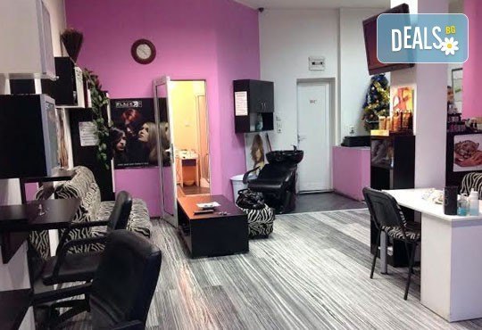 Отървете се от нежеланото окосмяване с фотоепилация на зона по избор от студио за красота Клеопатра в Пловдив! - Снимка 8