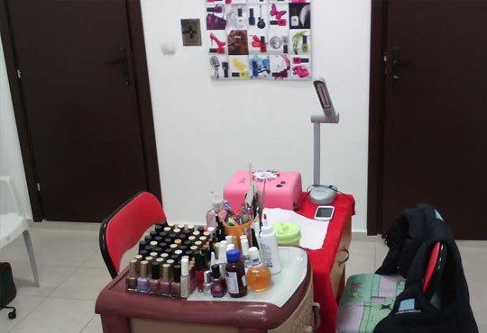 Разкрасете се! Подарете си педикюр с лакове LCN в цвят по избор и 2 декорации от салон Галакс, Плевен - Снимка 4