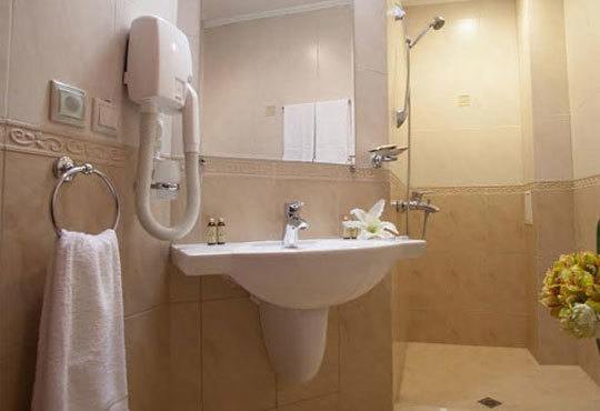 8-ми декември с лукс и удоволствие в Маунтин Бутик Хотел и Спа 3*, Девин! 2/3 нощувки със закуски и празнична вечеря - Снимка 5