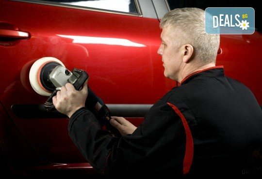 Пастиране с пасти Maxolen и сухо изпиране. Оформете външния вид на автомобила с цялостна козметика от Автоцентър Борово - Снимка 1