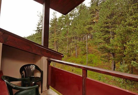 Есенна романтика в Аспа Вила 3*, с. Баня! 2 нощувки, закуски и романтична вечеря, вана с минерална вода и топъл басейн! - Снимка 5