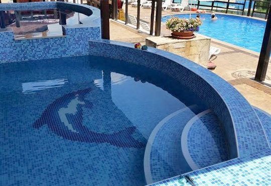 Есенна романтика в Аспа Вила 3*, с. Баня! 2 нощувки, закуски и романтична вечеря, вана с минерална вода и топъл басейн! - Снимка 8