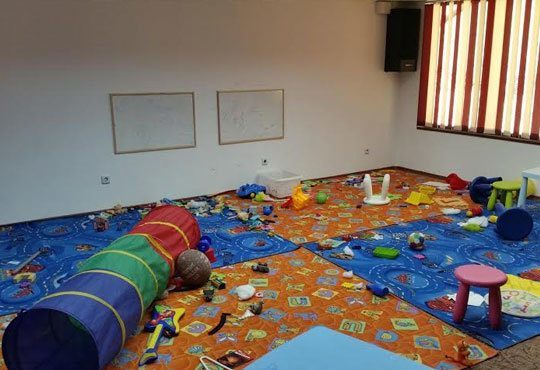 Есенна романтика в Аспа Вила 3*, с. Баня! 2 нощувки, закуски и романтична вечеря, вана с минерална вода и топъл басейн! - Снимка 9